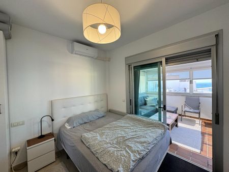 Penthouse to rent in Arguineguín Casco, Gran Canaria with garage - Photo 5