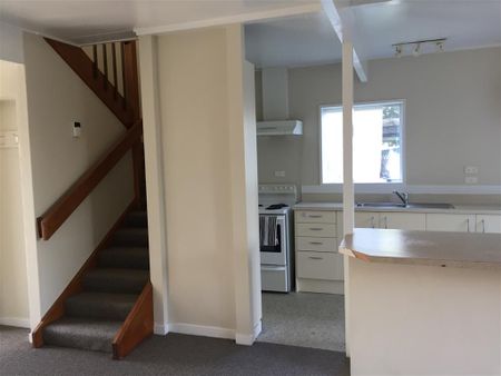 Townhouse Close to Town - Koutu - Photo 3
