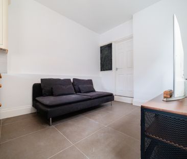 Pentyrch Street, Cathays - Photo 1