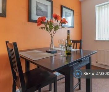 2 bedroom maisonette to rent - Photo 2