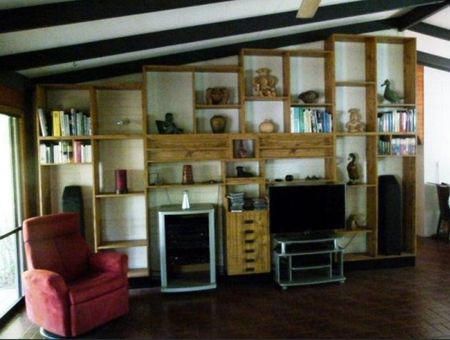 Family home - 6 month lease only - Photo 2