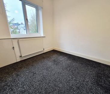 2 bedroom bungalow to rent - Photo 2