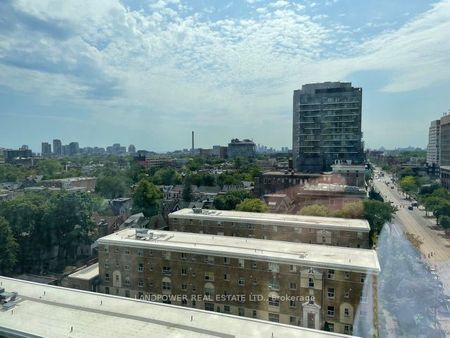 For Lease - 203 College Street Unit# 904, Toronto, Ontario - Photo 4