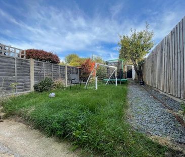 2 bedroom terraced house to rent - Photo 3