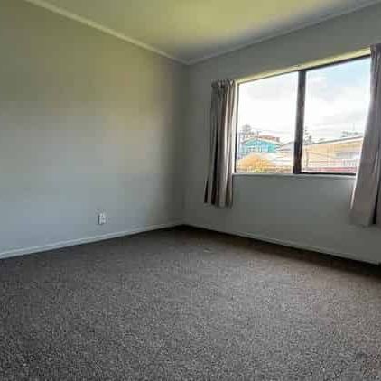 Spacious 3-Bedroom Home for Rent in Otahuhu, Auckland - Photo 1
