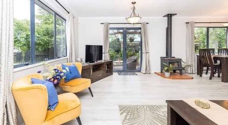 Modern 3-Bedroom Home in Prime Flagstaff Location - Photo 3