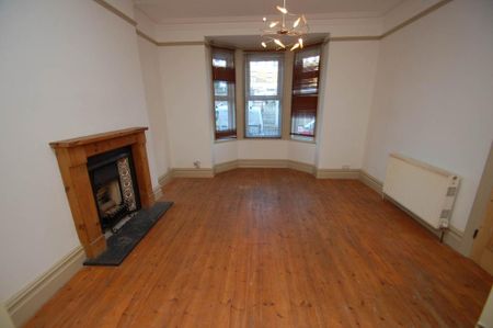 4 bedroom terraced house to rent - Photo 2