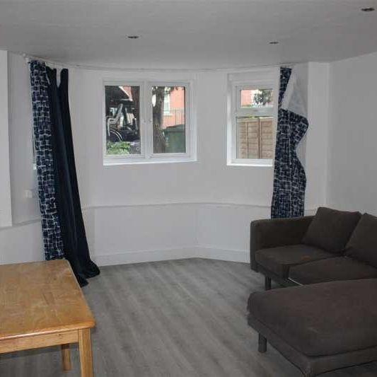 Gleneagle Road, London, SW16 - Photo 1