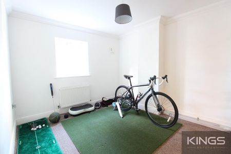 3 bedroom townhouse to rent - Photo 4