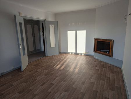 Location appartement 4 pièces 83 m² à Dieppe (76200) - Photo 2