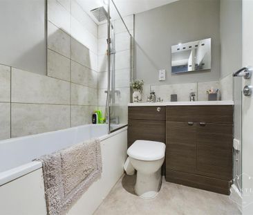 2 bedroom apartment to rent - Photo 6