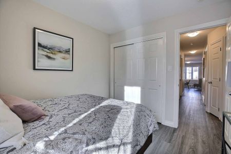 Mitchinson Way – Three-Bedroom, Two-Bathroom - Photo 4