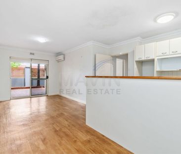 Ground floor with outdoor Patio & courtyard - Photo 6