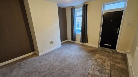 2 bedroom house to rent - Photo 2