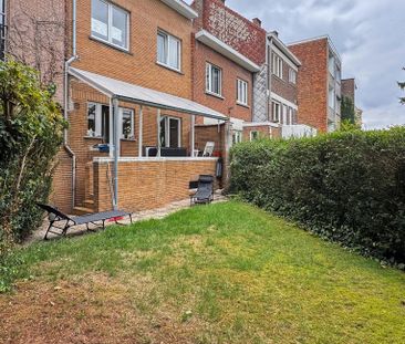 Woning te huur in Ukkel voor € 2.500 met 4 slaapkamers - Photo 4