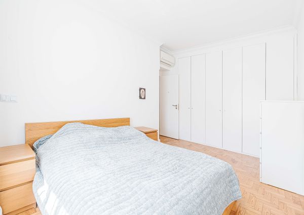 APARTAMENTO T2+1 NA AV ESTADOS UNIDOS DA AMÉRICA - LISBOA