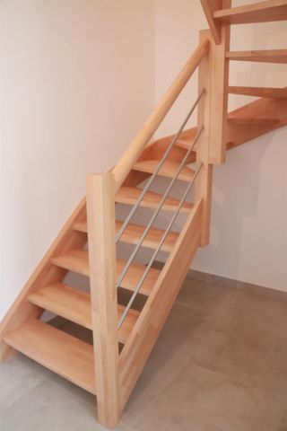 Zeer ruim duplex appartement met 3 slaapkamers - Photo 4