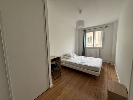 Location Appartement 4 pièces 66m² VALENCE 26000 - Photo 3