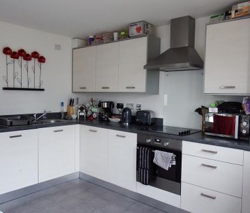 1 bedroom in a house share to rent - Photo 6