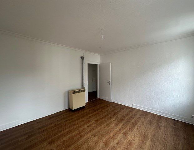 Altbau! ES-Innenstadt!- Alles um die Ecke! - Photo 1