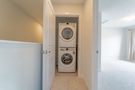 For Lease - 1136 CREEKWAY Private, Kanata, Ontario - Photo 2
