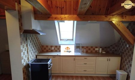 PRENÁJOM - 1-izbový podkrovný byt v centre mesta - Farská ulica, Nitra - Photo 2