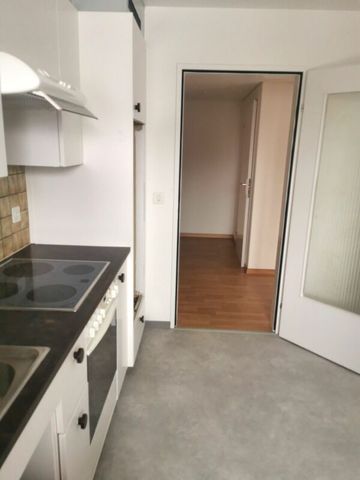 1.5-Zimmer-Wohnung mit Charme - neuen Böden und schönem Sitzplatz mit toller Aussicht! - Photo 5