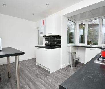 Room , Cartmel Road - Photo 6