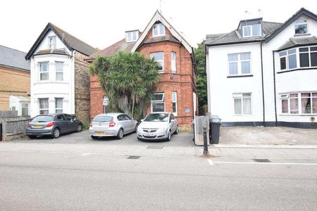 Parkwood Road, Southbourne, Bournemouth, BH5 - Photo 3