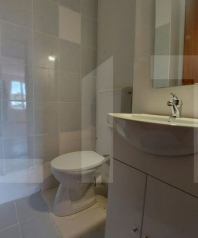 Inchiriere apartament 3 camere decomandate I Vedere superbă - Photo 2