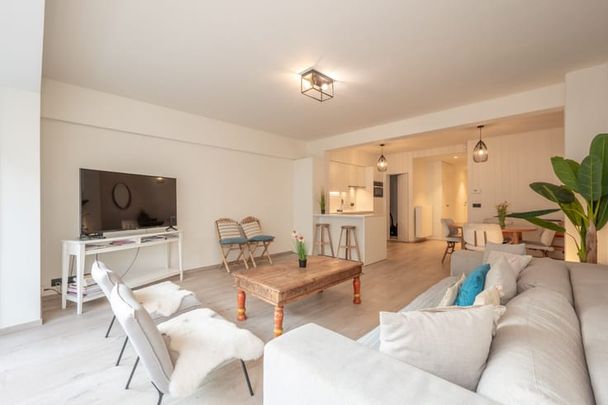 Appartement te huur - Photo 1