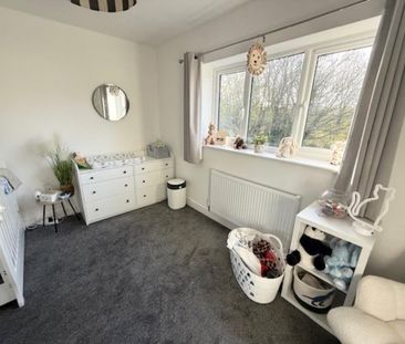 2 bedroom semi-detached house to rent - Photo 4