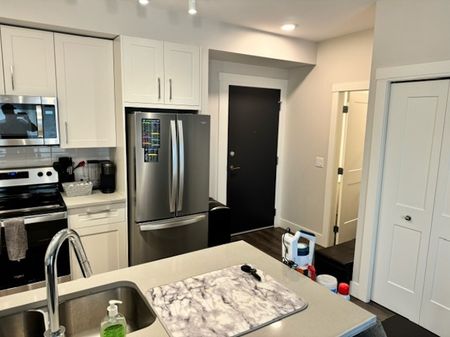 Sweet Unit in South Kelowna - Photo 2