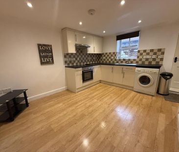1 bedroom terraced house to rent - Photo 2