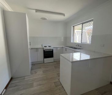 Large Family Home with Park Views - Photo 5