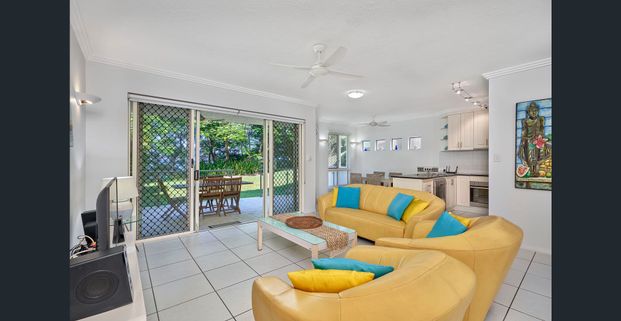 2 BRM, 2 BATHROOM APARTMENT WITH OCEAN VIEWS OF TRINITY BEACH - FULLY FURNISHED, AVAILABLE FROM 02/02/26 - Photo 1