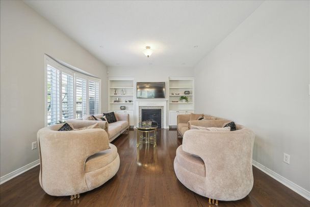 For Lease - 4737 Deforest Crescent, Burlington, Ontario - Photo 1