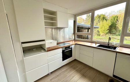 Besondere Gelegenheit! Einfamilienhaus auf großzügigem Grundstück - Photo 5