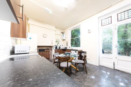 Fortess Road, London - Photo 5