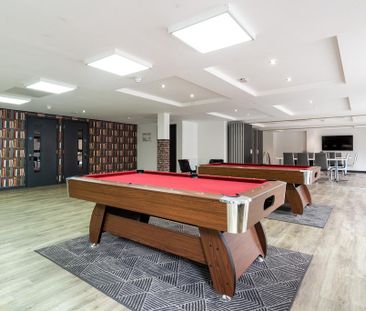 1 bedroom in a flat share to rent - Photo 3