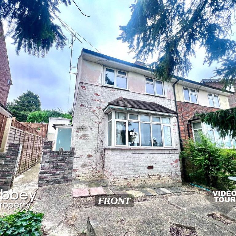 Hitchen Road | Wigmore | Luton - Photo 1