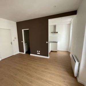 Location Appartement 1 pièce 22m² POISSY 78300 - Photo 2