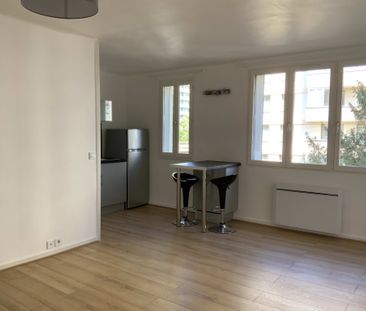 Location Appartement 2 pièces 37m² GRENOBLE 38100 - Photo 2