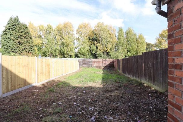 3 bedroom terraced house to rent - Photo 1