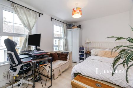 3 bedroom house to rent Sydney Road, Sutton, SM1 - Photo 5