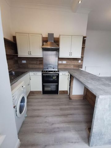 3 bedroom maisonette to rent - Photo 5