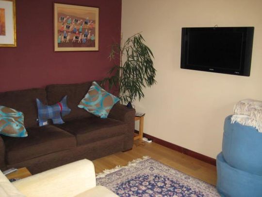 5 bedroom detached house to rent - Photo 1