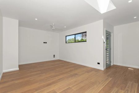 32 Granada Avenue, - Photo 3