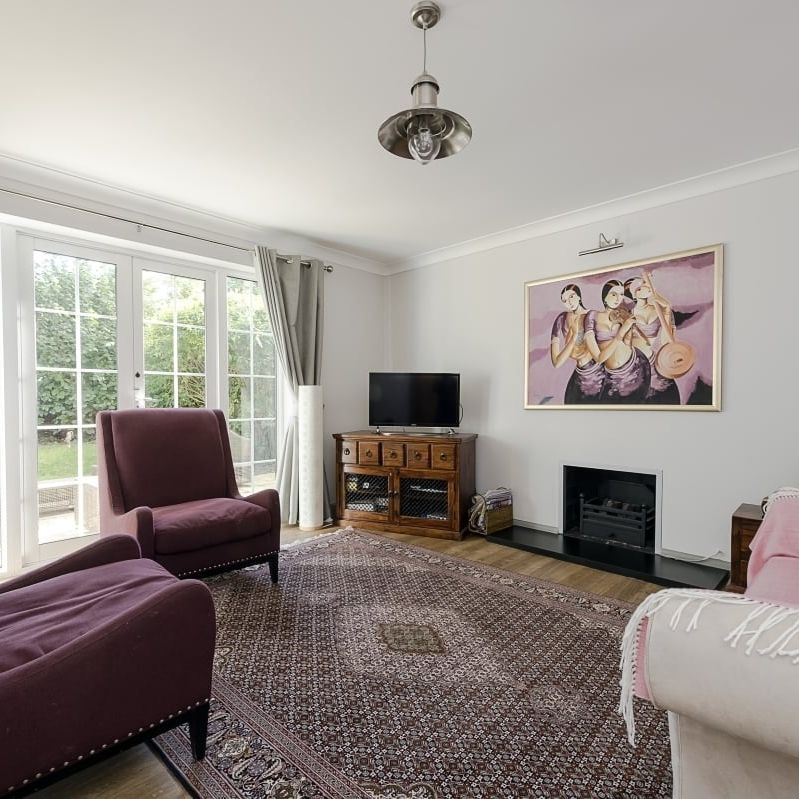 4 bedroom detached house to rent - Photo 1