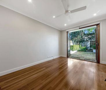 3 Beddrom Terrace In A Superb Location - Photo 1